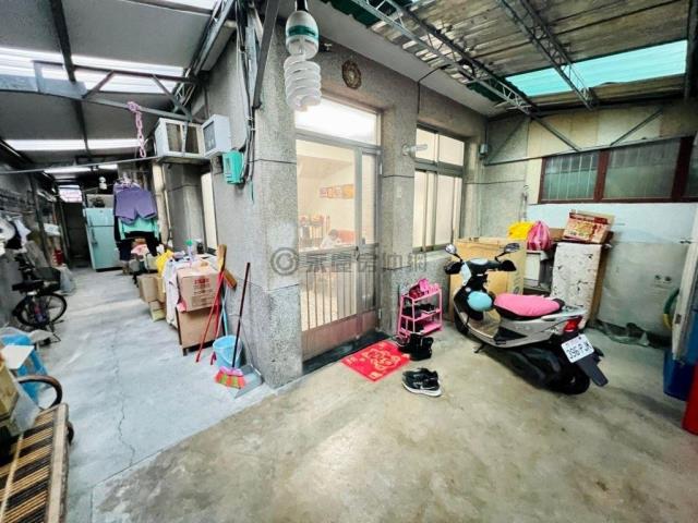 東區透天-12