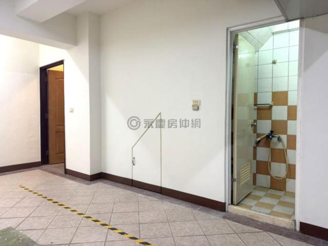 台南永康透天-11